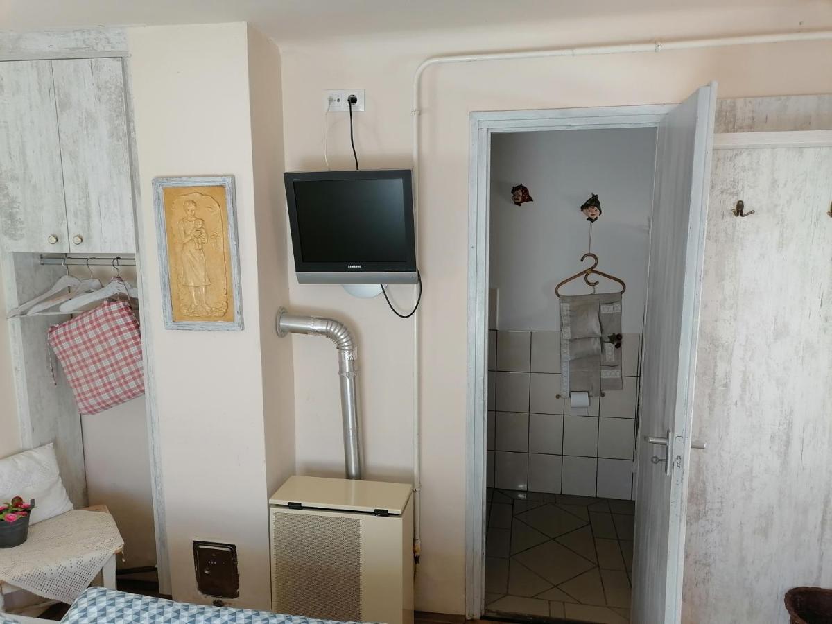 Mives Vendeghaz Hotel Pogány Екстериор снимка